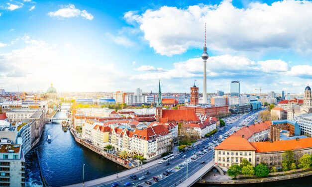 Αυτή είναι η τρίτη πιο δημοφιλής πόλη στην Ευρώπη – “Γεμάτη κέφι, φιλική, ανοιχτή στη διαφορετικότητα”