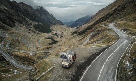 Τουιτεράς μοιράστηκε ένα κόλπο που μπορεί να σου σώσει τη ζωή αν ξεμείνεις στη μέση του πουθενά