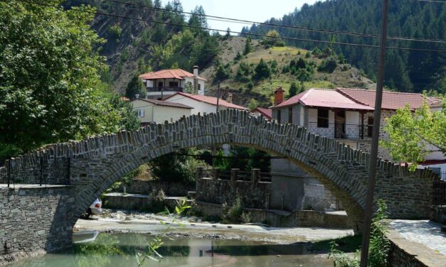 Δοτσικό: Το χωριό που γυρίστηκαν τα πλάνα της ταινίας του Αγγελόπουλου “Μεγαλέξανδρος”