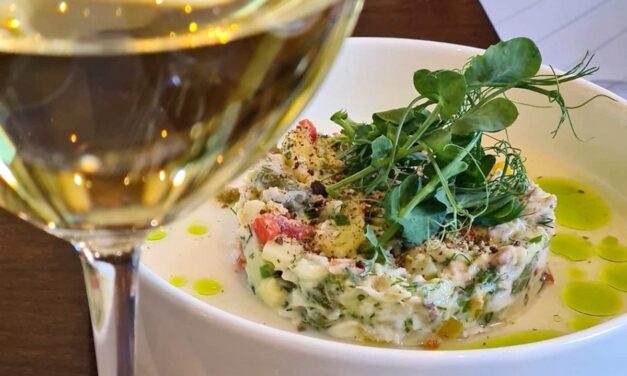 Αθηναϊκή Σαλάτα: Το δημοφιλές πιάτο της αστικής κουζίνας των ’70ς