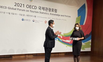 Λοΐζου: Η Ελλάδα πρωτοπόρος στον παγκόσμιο τουρισμό