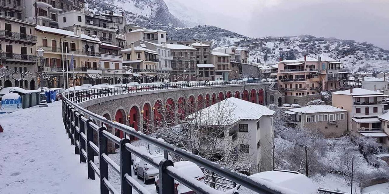 Σουηδικό περιοδικό υμνεί την Αράχωβα: Η «Μύκονος» του χειμώνα