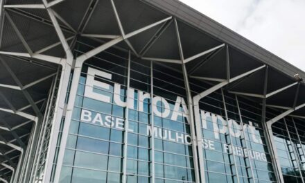 Το ευρωπαϊκό αεροδρόμιο που ανήκει σε τρεις διαφορετικές χώρες (χάρτης)