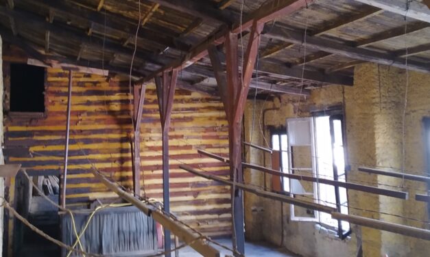 Η Βιοτεχνία Ελληνικών Μαντηλιών στο Μεταξουργείο “παίρνει” ξανά ζωή