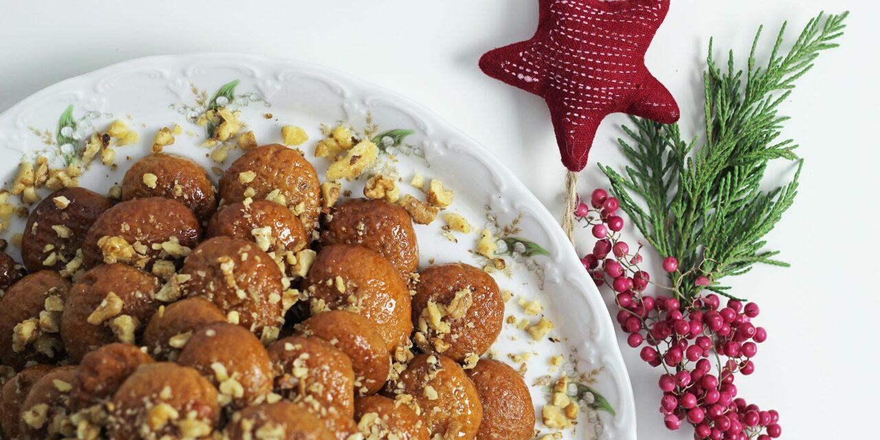 4+1 διευθύνσεις στην Αθήνα για απολαυστικά μελομακάρονα!