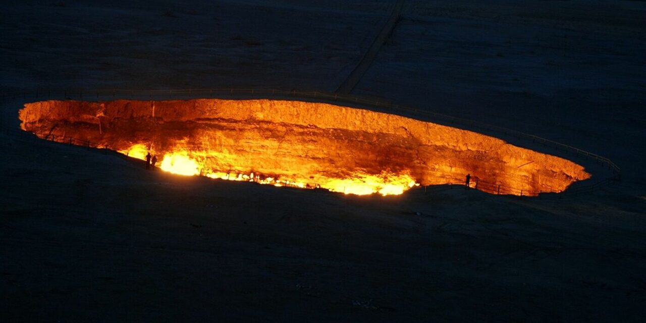 Τουρκμενιστάν: Κλείνει την “Πύλη της Κολάσεως”, το μυστηριώδες τουριστικό αξιοθέατο