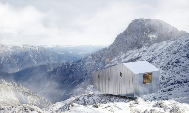 Ιταλία: Κατάλυμα κρέμεται στην άκρη γκρεμού