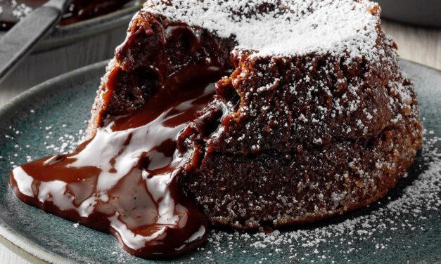 Lava Cake: To πιο απολαυστικό γλυκό με υγρή σοκολάτα