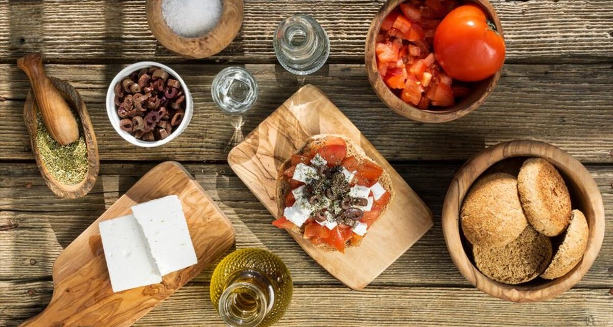 Taste Atlas: Η καλύτερη σαλάτα του κόσμου είναι ελληνική