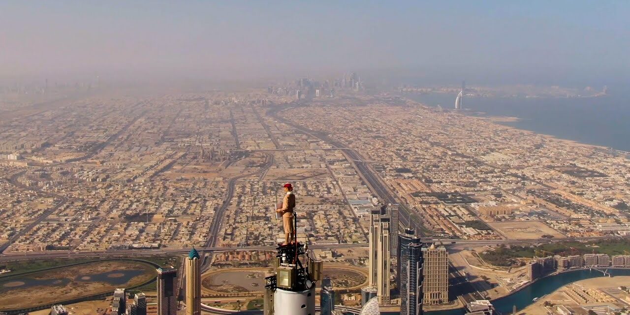 Ντουμπάι: Διαφημιστικό σποτ στο ψηλότερο κτίριο του κόσμου – Πως γυρίστηκε (vid)
