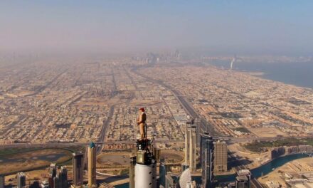 Ντουμπάι: Διαφημιστικό σποτ στο ψηλότερο κτίριο του κόσμου – Πως γυρίστηκε (vid)