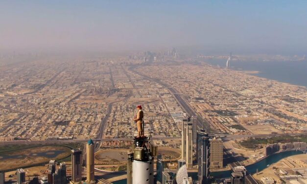 Ντουμπάι: Διαφημιστικό σποτ στο ψηλότερο κτίριο του κόσμου – Πως γυρίστηκε (vid)