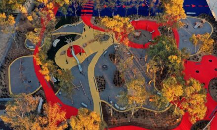 Eλληνικό: Σε πλήρη λειτουργία η παιδική χαρά των 5.700 τμ στο Experience Park – Με 35 ξύλινα παιχνίδια