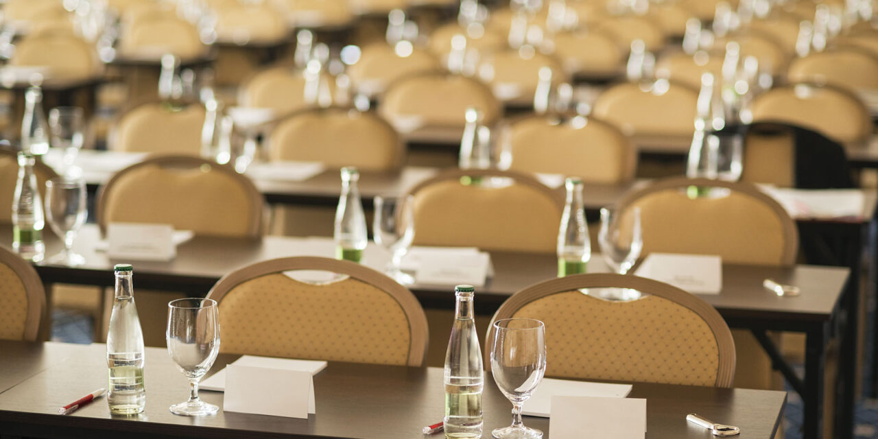 Χαλάρωση των πρωτοκόλλων για την επανεκκίνηση του συνεδριακού Τουρισμού