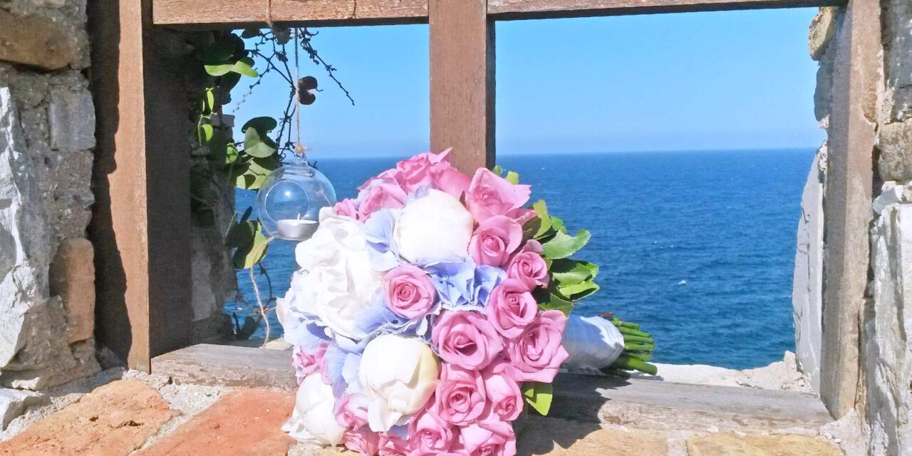 Ένα ελληνικό νησί στους καλύτερους προορισμούς για γαμήλια ταξίδια – Και δεν είναι η Σαντορίνη