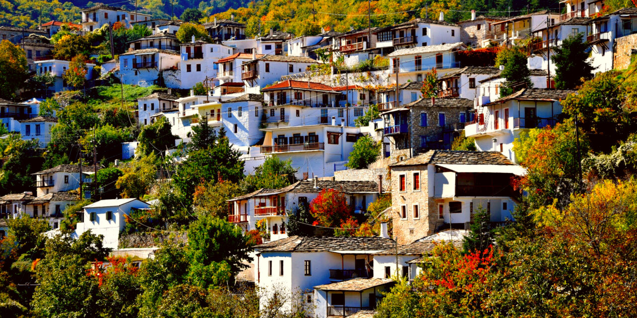 Καστάνιτσα: Το χωριό με τα επιβλητικά πυργόσπιτα και το καταπράσινο καστανόδασος