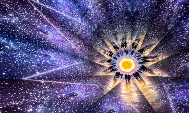 Εσείς ξέρετε που βρίσκεται το μεγαλύτερο καλειδοσκόπιο στον κόσμο;