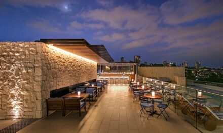 Αυστραλία: Το πιο διάσημο κλαμπ απαγορεύει την είσοδο σε «ποζεράδες» με τατουάζ και επώνυμα ρούχα