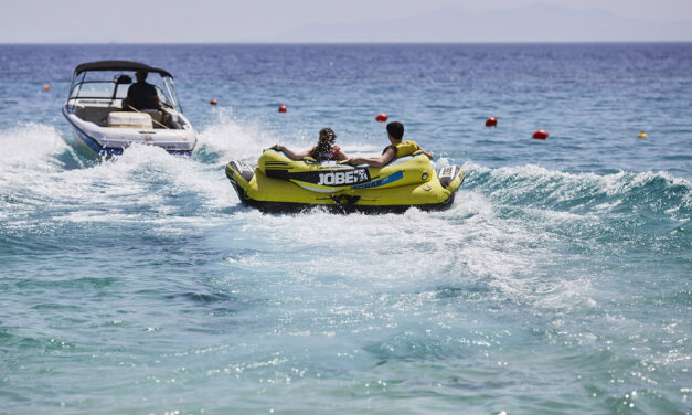 “Μέκκα για θαλλάσια σπορ” – Ποιο ελληνικό νησί υμνεί η Us News;