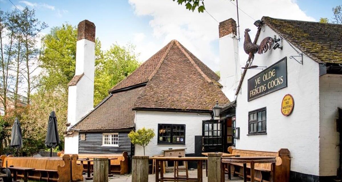 Βρετανία: Ιστορική παμπ κλείνει μετά από 1229 χρόνια λειτουργίας