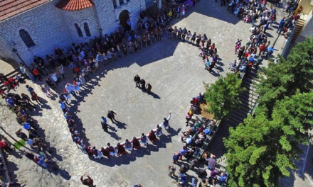 9 νέες εγγραφές στον κατάλογο Άυλης Πολιτιστικής Κληρονομιάς – Παραδοσιακά καφενεία και έθιμα