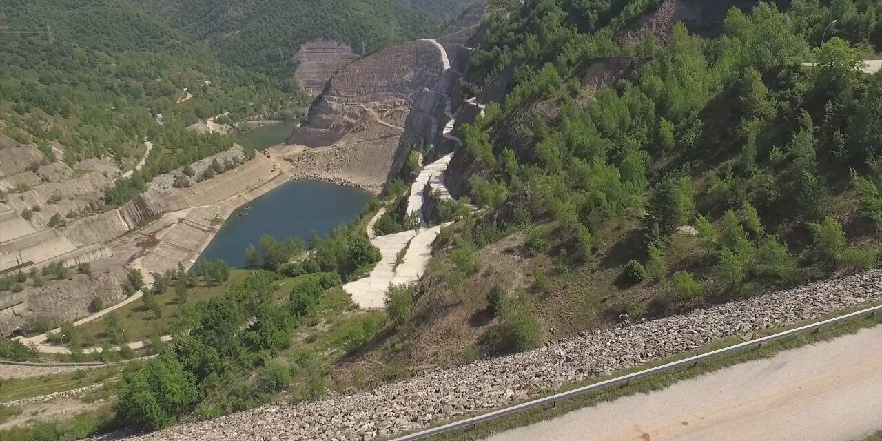 Φράγμα Θησαυρού: Το μεγαλύτερο λιθόρριπτο φράγμα της Ελλάδας και των Βαλκανίων