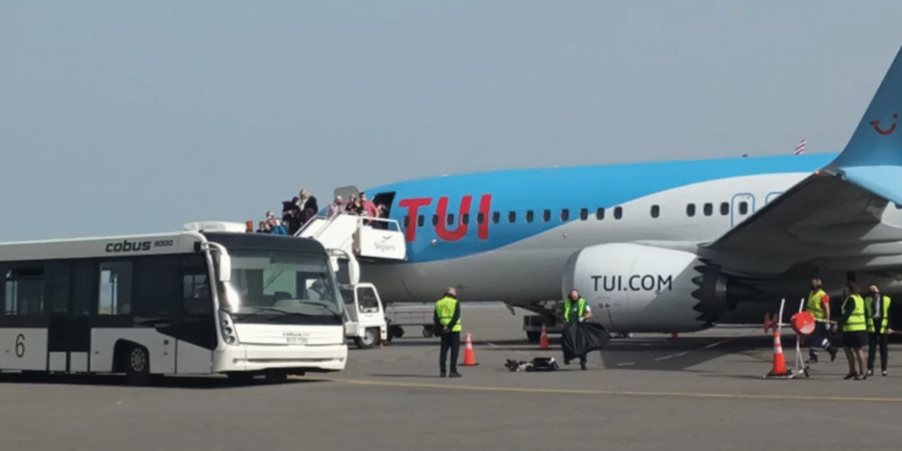 Κρήτη: Αεροσκάφος της TUI βαφτίστηκε «Ηράκλειο»