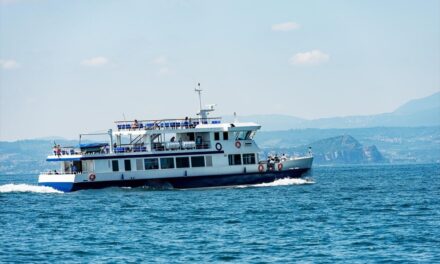 Θαλάσσιος τουρισμός: Νέο σχέδιο νόμου για τα σκάφη αναψυχής και τα τουριστικά ημερόπλοια