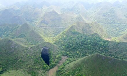 Κίνα: Παραμυθένιο παρθένο δάσος κρυβόταν στα έγκατα της Γης