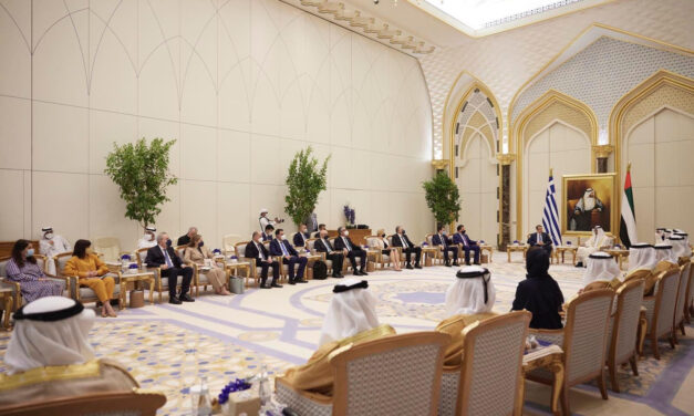 Συνεργασία Ελλάδας–ΗΑΕ για επενδύσεις 4 δισ. ευρώ στην ελληνική οικονομία – Για υποδομές αγροτουρισμού κ.α