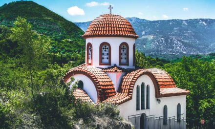 Συνεργασία ΕΟΤ – Αρχιεπισκοπής για την προώθηση του θρησκευτικού τουρισμού