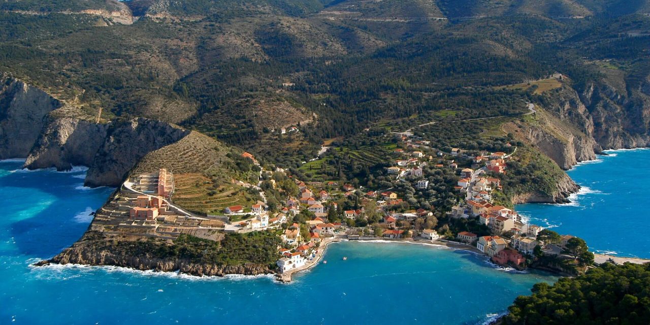 Βρίσκεται στην Ελλάδα και είναι ένα από τα ομορφότερα χωριά της Ευρώπης (video)