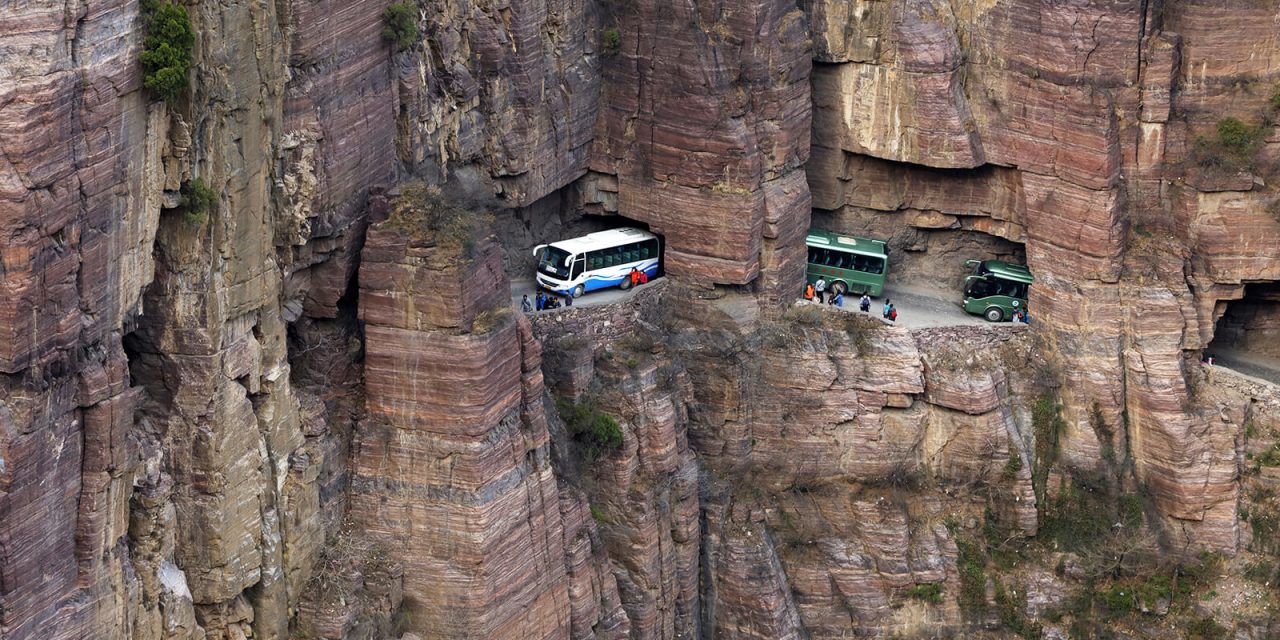 Αυτός είναι ο πιο επικίνδυνος δρόμος στον κόσμο – Δείτε το video