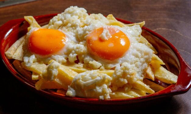 Στάκα με αυγά και φύγαμε… για Χανιά