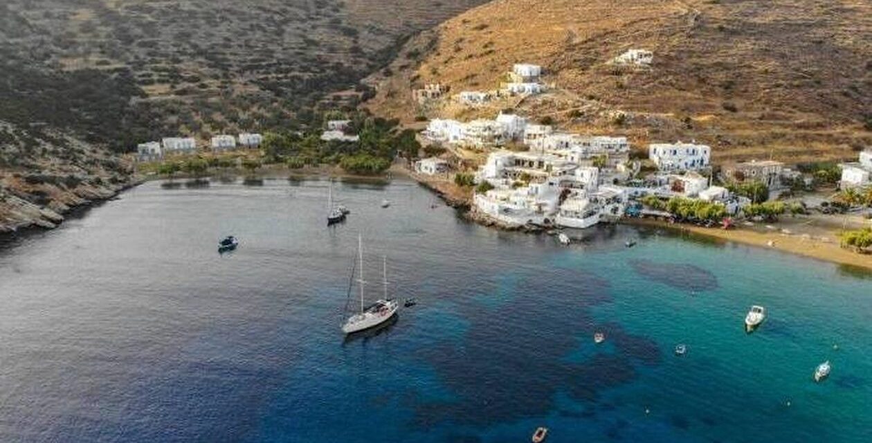 Φάρος, το αλλοτινό λιμάνι της Σίφνου με τα υπέροχα Αιγαιοπελαγίτικα χρώματα (video)