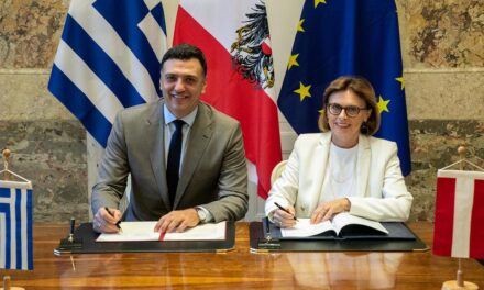 Κικίλιας από τη Βιέννη: Ανταποκρίνονται οι Αυστριακοί στο κάλεσμα να περάσουν το χειμώνα τους στην Ελλάδα