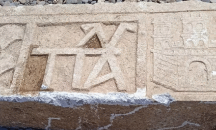 Λέσβος: Νέα στοιχεία από τις ανασκαφές στο Οβριόκαστρο – Βρέθηκε μαρμάρινο υπέρθυρο