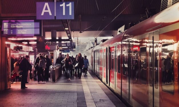 DiscoverEU: Άλλα 35.000 δωρεάν ταξιδιωτικά πάσα για νέους και νέες που θέλουν να ανακαλύψουν την Ευρώπη