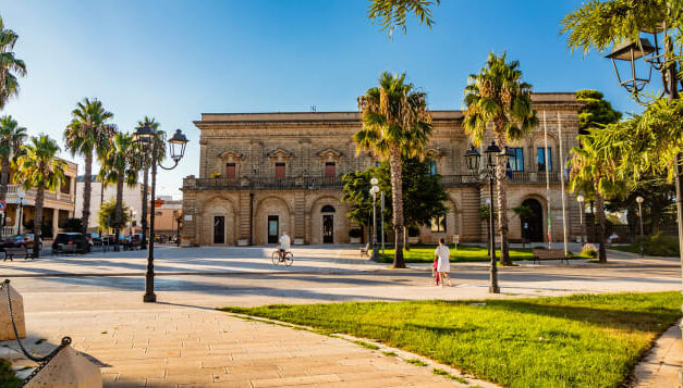 Αυτή η γραφική ιταλική πόλη πληρώνει 30.000 δολάρια για να μετακομίσει κάποιος εκεί