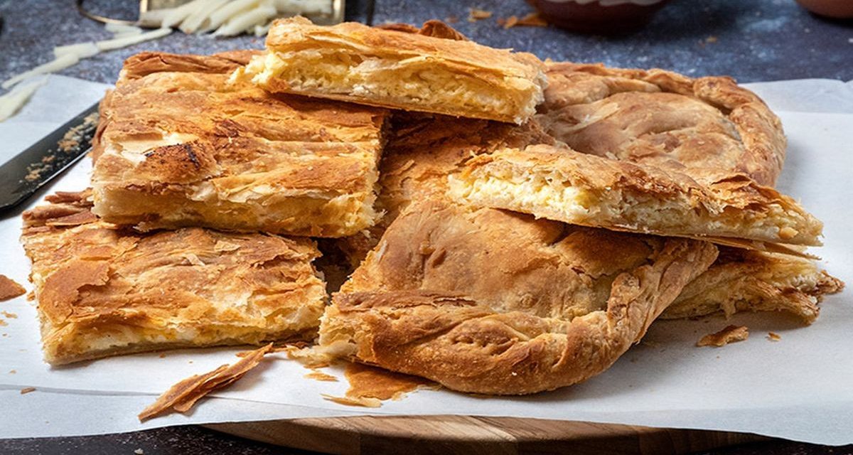 Κασάτα: Η θεϊκή τυρόπιτα από το Μέτσοβο