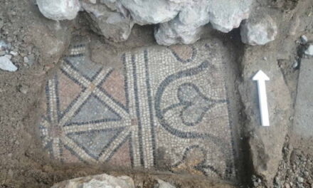 Αρχαιότητες των ύστερων ρωμαϊκών χρόνων αποκαλύφθηκαν στην Πλατεία Θεάτρου