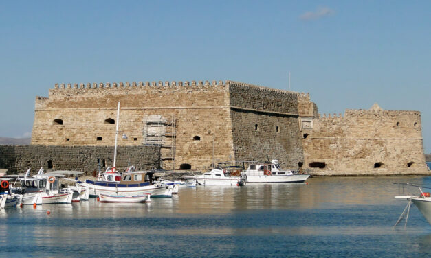 Aποκατάσταση του παραθαλάσσιου τμήματος των Ενετικών Τειχών Ηρακλείου