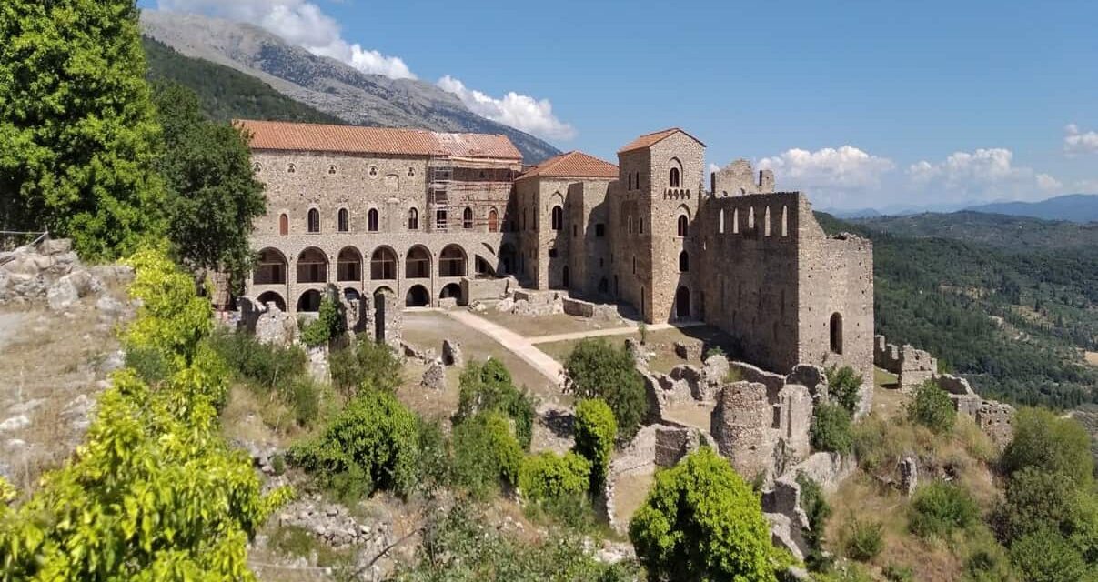 Μυστράς: Καθολικά προσβάσιμο γίνεται το Παλάτι των Δεσποτών στην Καστροπολιτεία – Πώς θα διαμορφωθεί