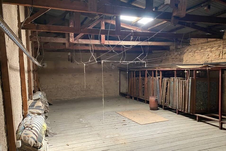 Η Βιοτεχνία Ελληνικών Μαντηλιών στο Μεταξουργείο γίνεται χώρος πολιτισμού