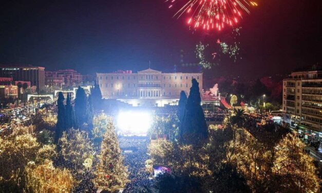 Το CNN «ξεχώρισε» φέτος την Πρωτοχρονιά της Αθήνας (video)
