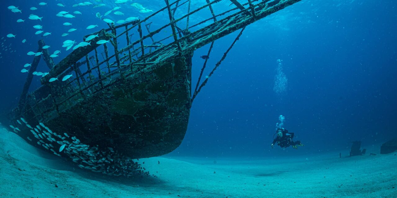 Τουρισμός των ναυαγίων: Τα «κουφάρια» που ίσως σώσουν την ανθρωπότητα από τον εαυτό της