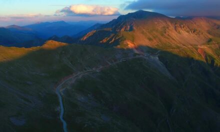 Ο Αυχένας του Μπάρου, o υψηλότερος δρόμος της χώρας
