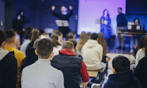 Η Εθνική Λυρική Σκηνή συστήνει την όπερα στα σχολεία ταξιδεύοντας σε όλη την Ελλάδα