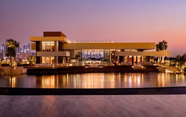 Η ελληνική γαστρονομία ταξιδεύει στο Ντουμπάι – Έλληνας σεφ ανοίγει το εστιατόριο της διάσημης αλυσίδας “Μilos”