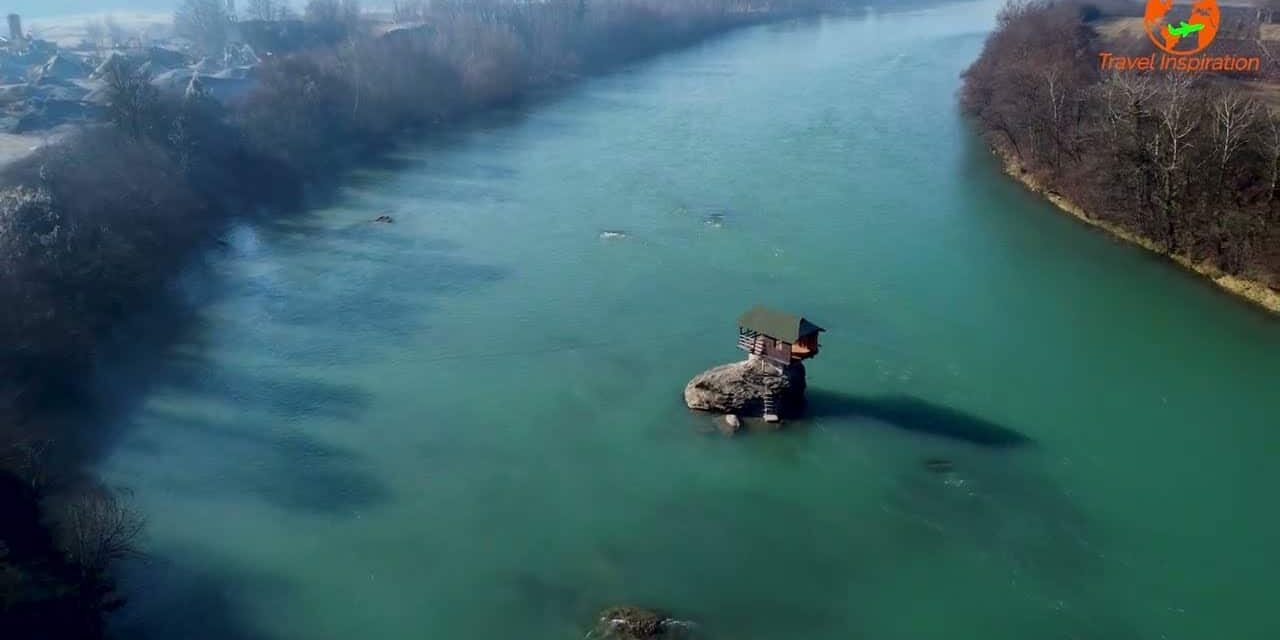Drina river house: Το απίστευτο σπίτι μέσα στο ποτάμι